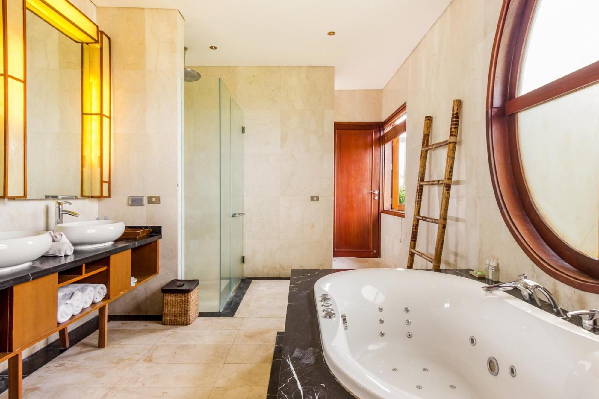 Villa Kaira Estate Canggu  Bagian luar foto