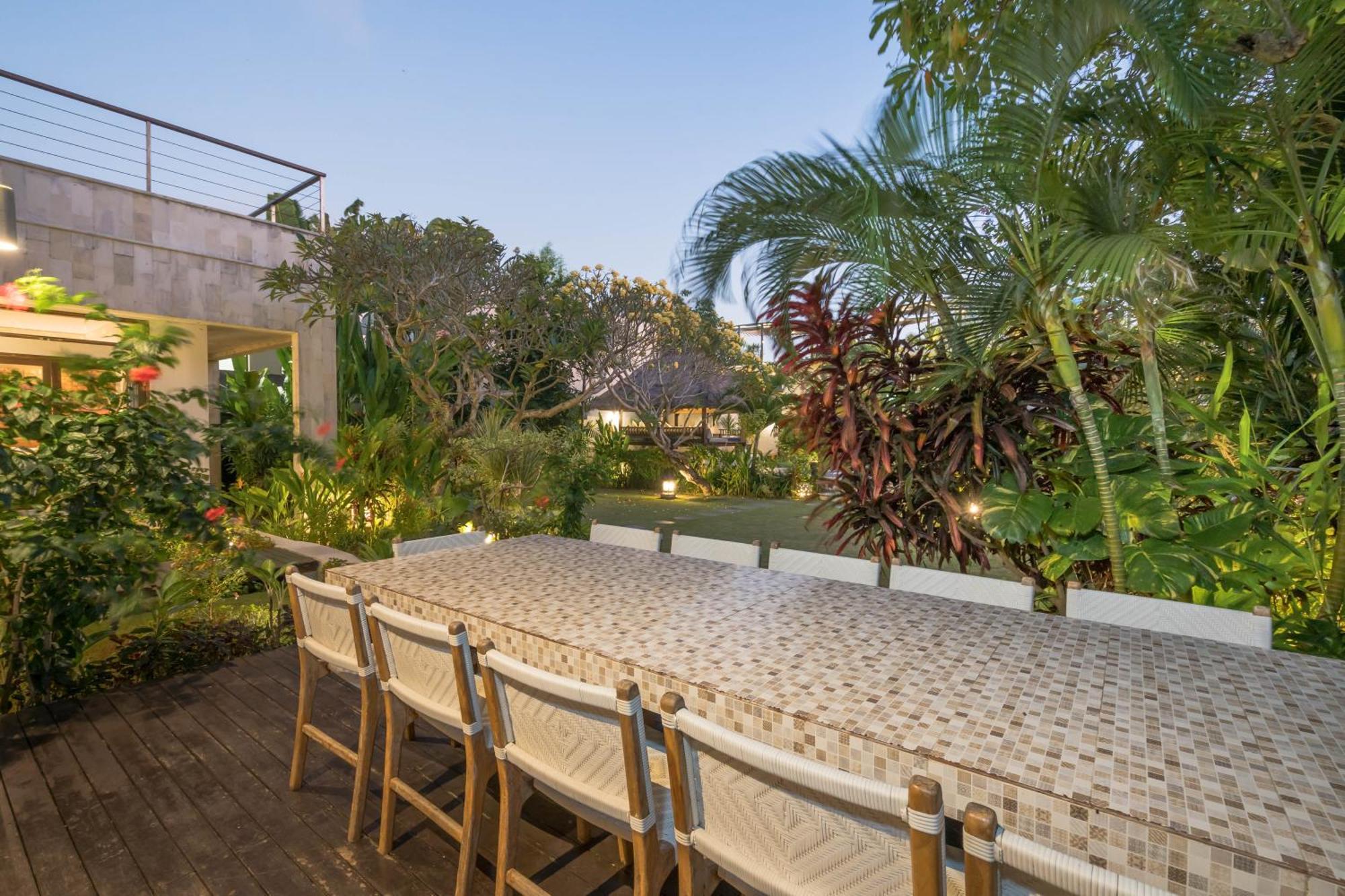 Villa Kaira Estate Canggu  Bagian luar foto