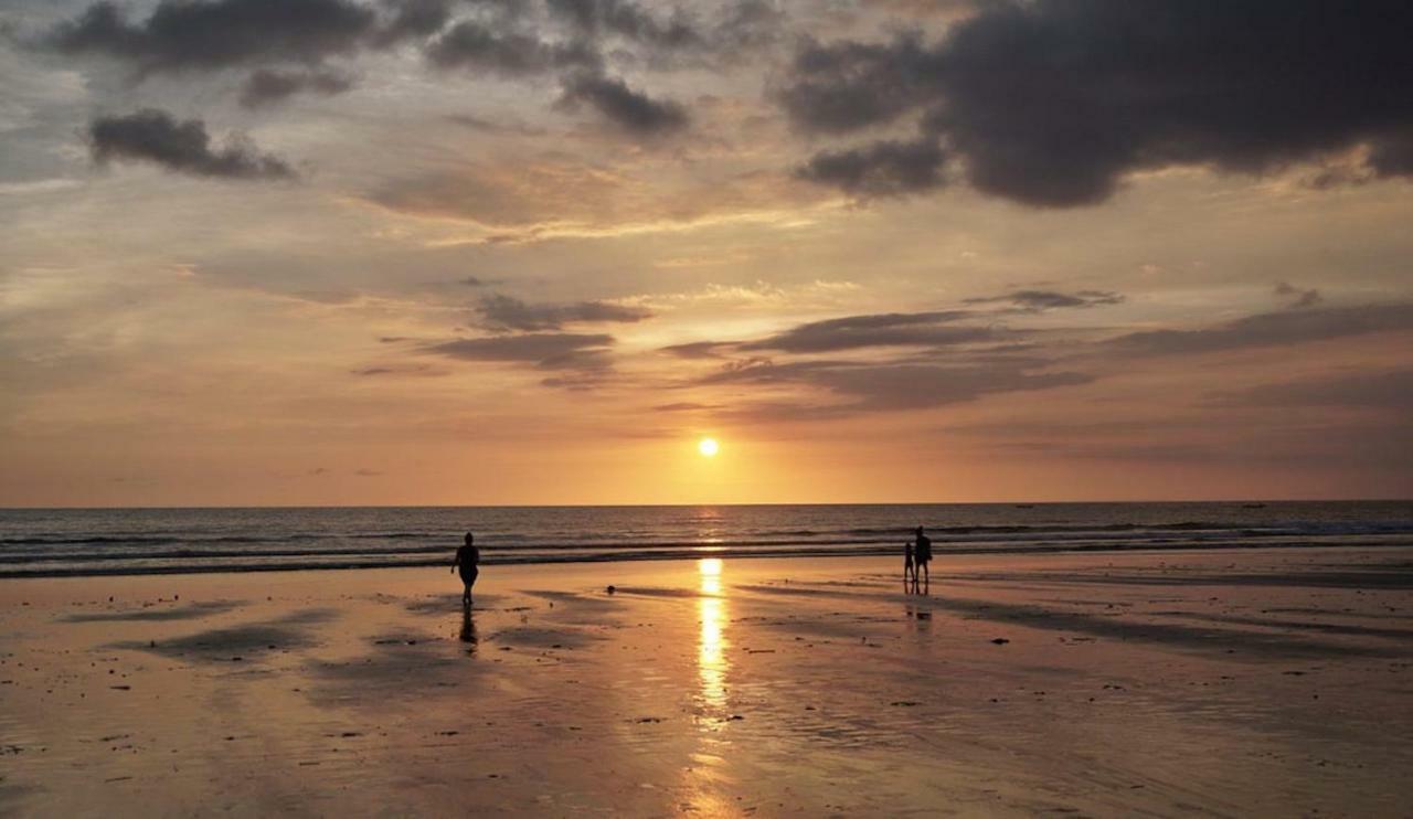 Villa Kaira Estate Canggu  Bagian luar foto